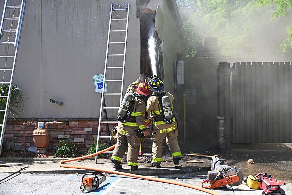 Walton County Fire Rescue Assists with Structure Fire at DFS Burger King