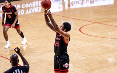 Shine and Nichols Lead Raiders Past Hillsborough 81-72 on Saturday